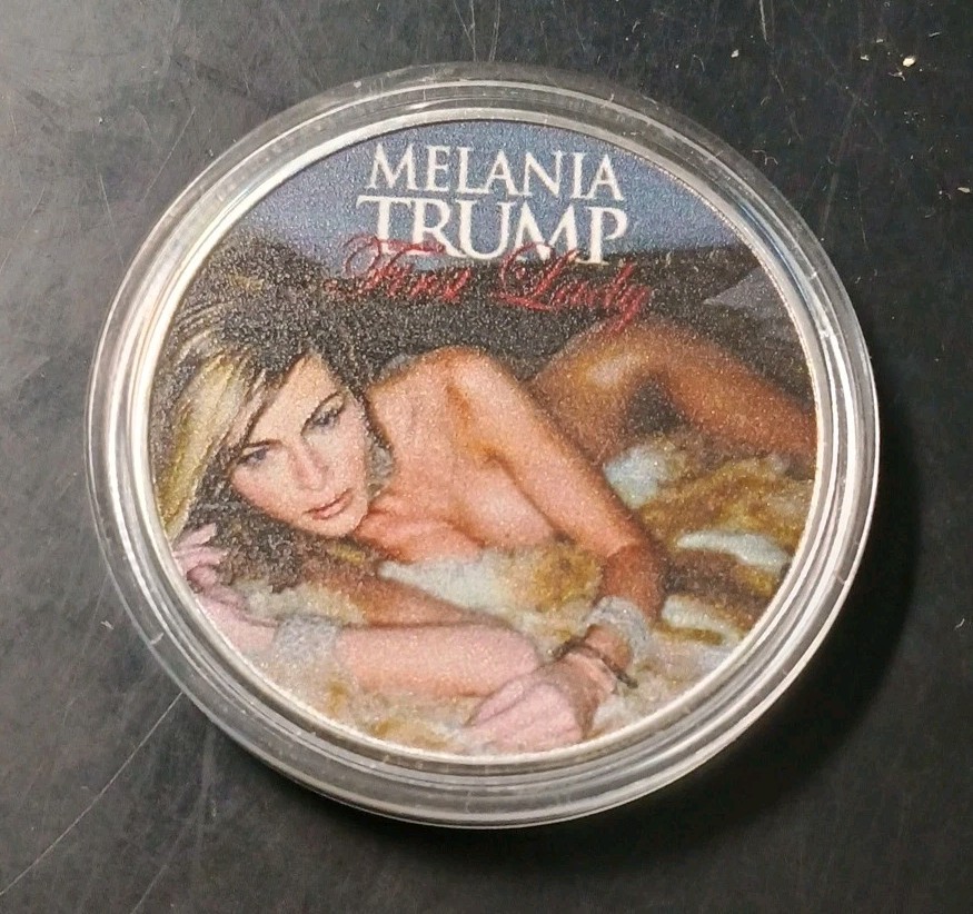 Melania Trump Coin Nude Half Dollar Novelty GAG ( MT.#0288 )