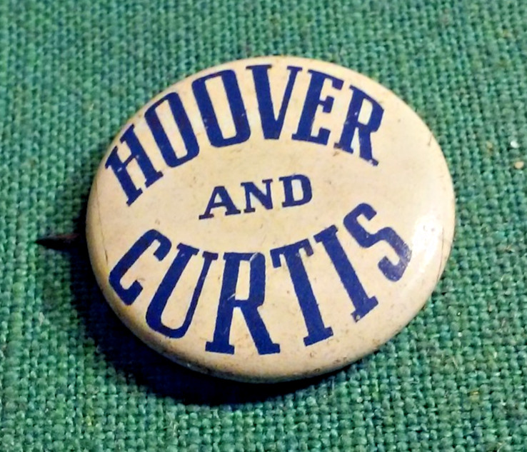 1928 HOOVER AND CURTIS president white 7/8″ tin litho pinback button original