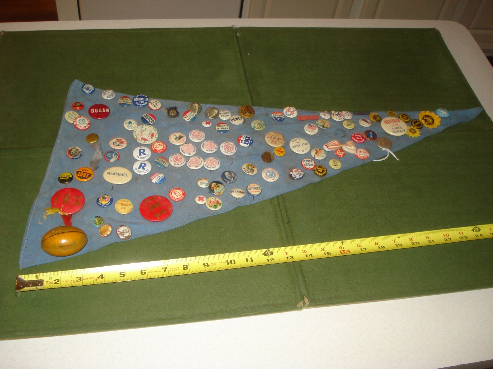 1930’s – 1950’s PINBACK BUTTON COLLECTION, POLTICAL, WWII, COLLEGE ETC. 75+