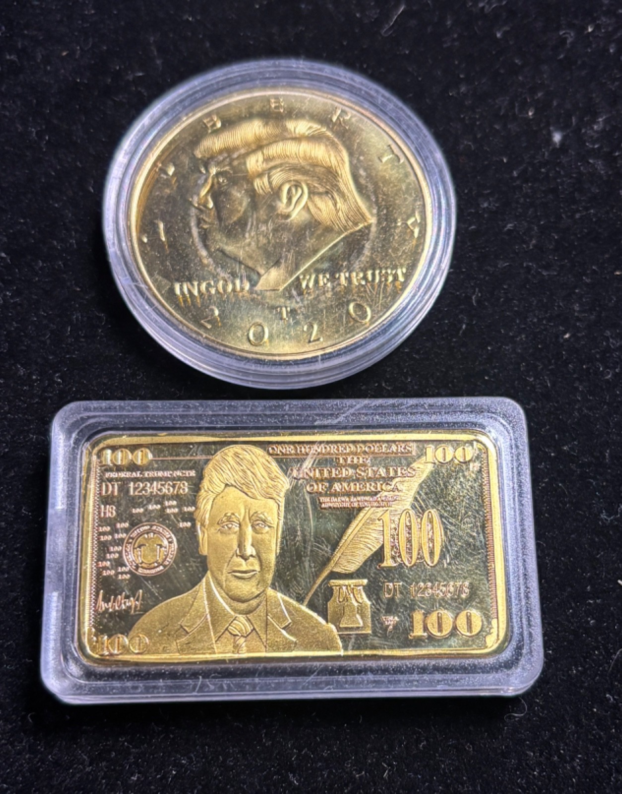 Donal Trump 2020 commemorative coin and gold foil art bar set