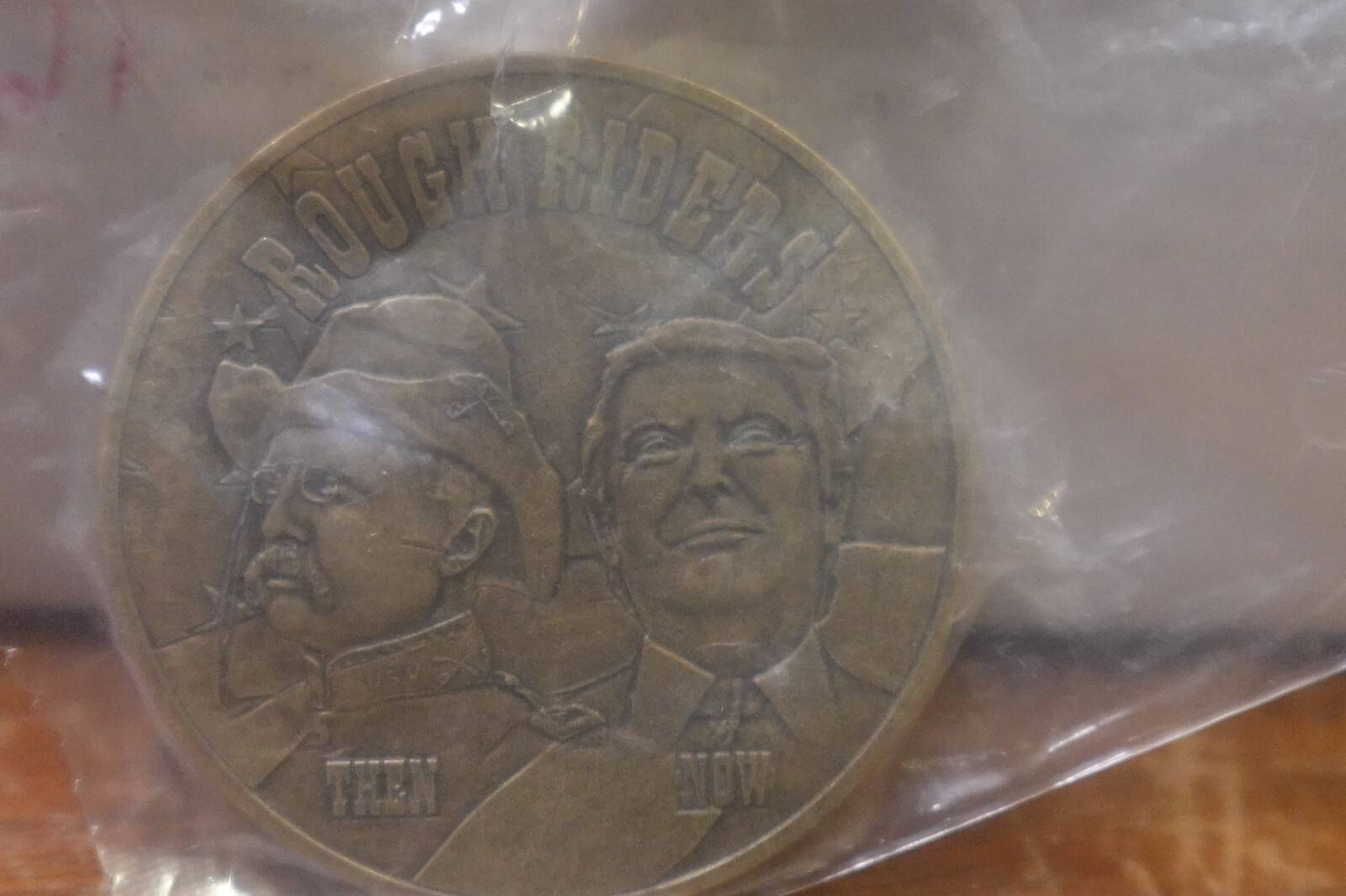 3-DONALD TRUMP 2-2020 SILVER GOLD PLATED 1 BRONZE 45 PRESIDEN KEEP AMERICA GREAT