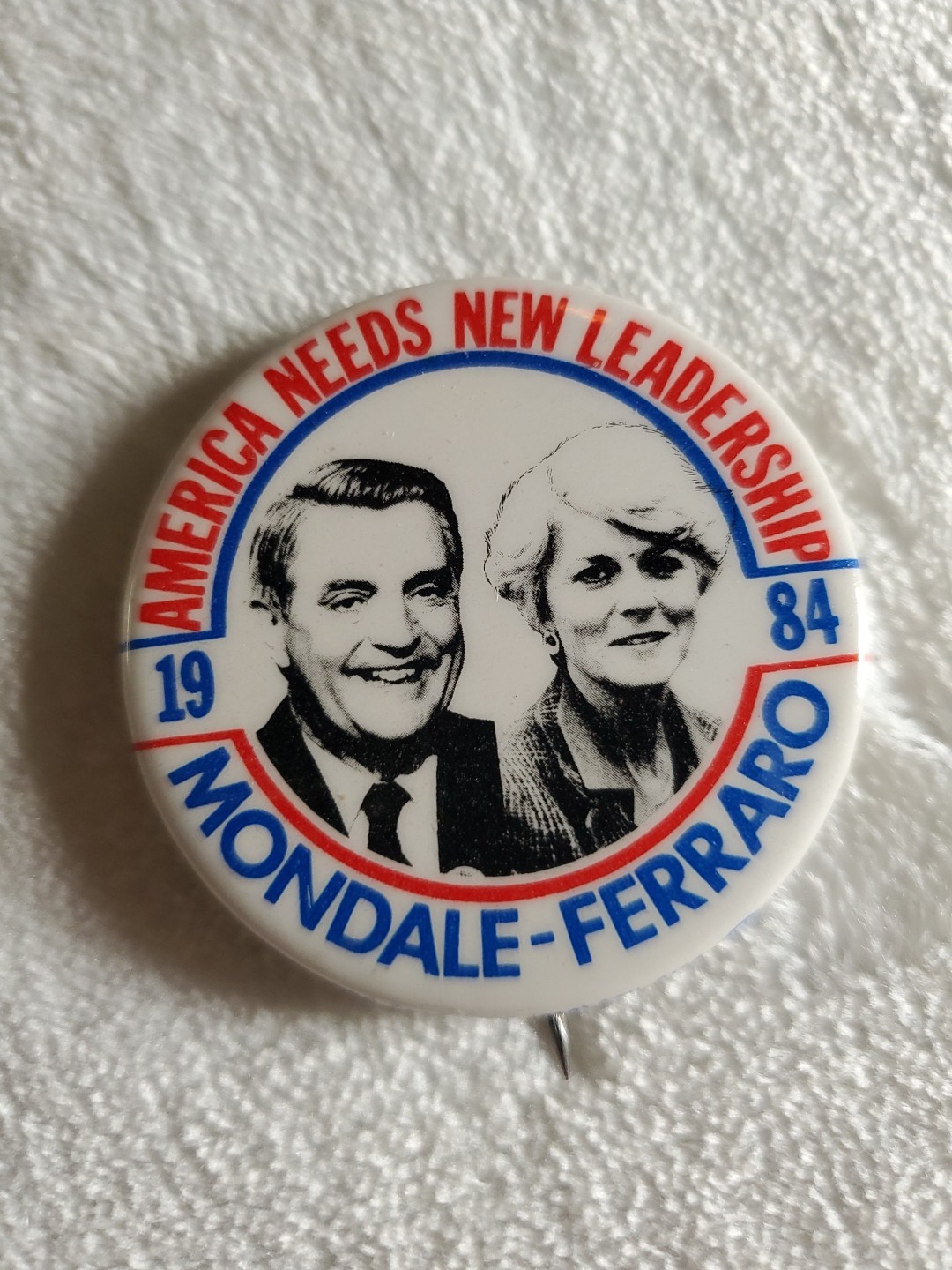 Walter Mondale “UFCW Local 1564” Jugate Picture Political Button