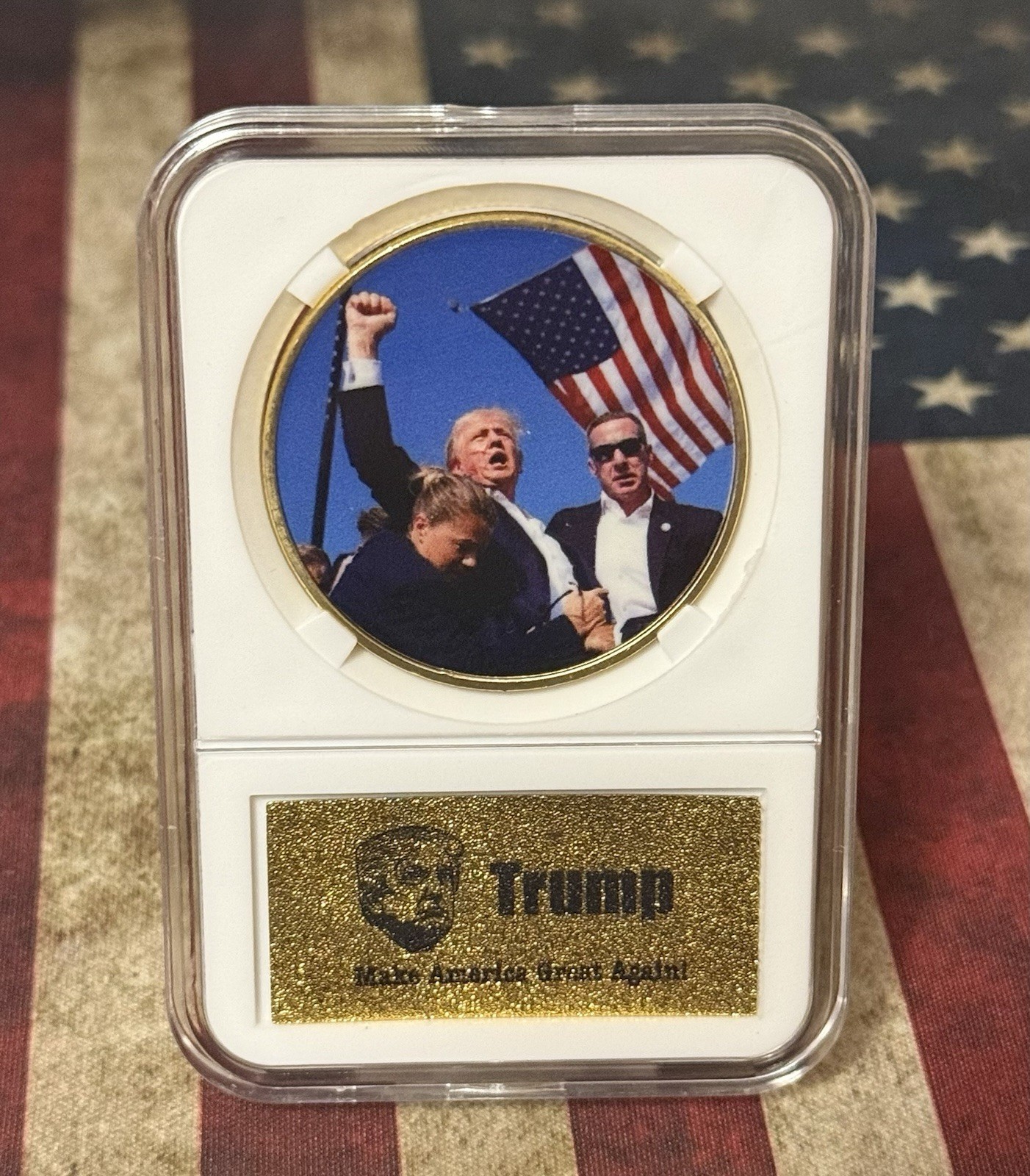 President Donald Trump “FIGHT” 2025 Commemorative Gold Plated Coin In Case