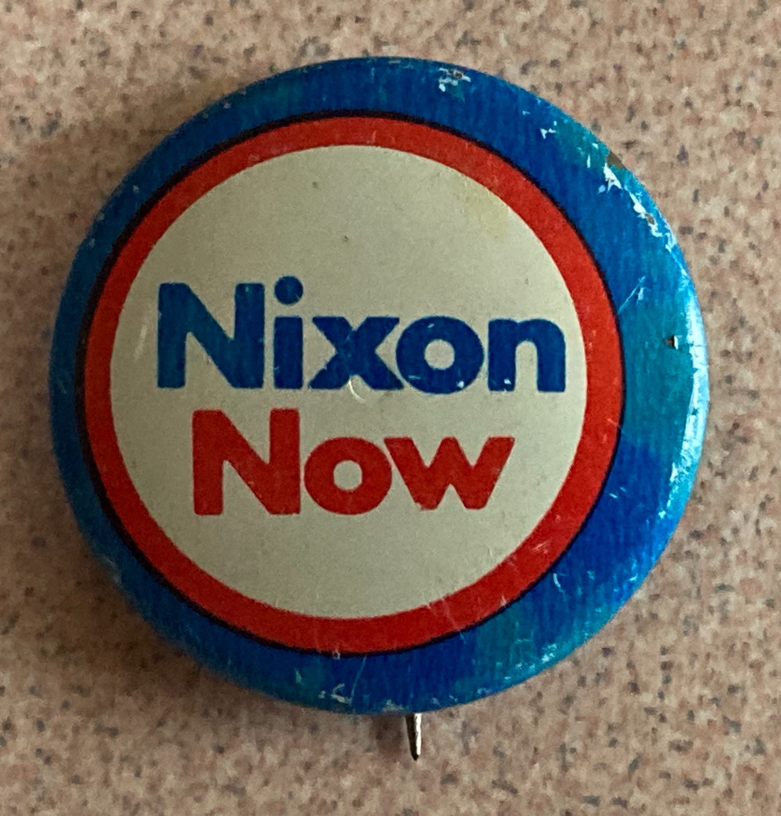 NIXON NOW 1968 PRESIDENTIAL CAMPAIGN PINBACK CAMPAIGN BUTTON REPUBLICAN ELECTION