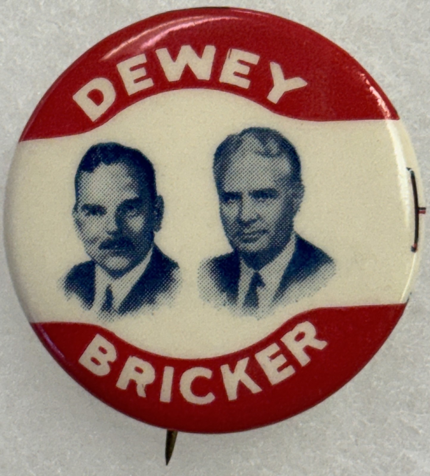 1944 DEWEY-BRICKER 1 1/4″ CELLULOID CAMPAIGN BUTTON NR MINT! SCARCE 1944 JUGATE!