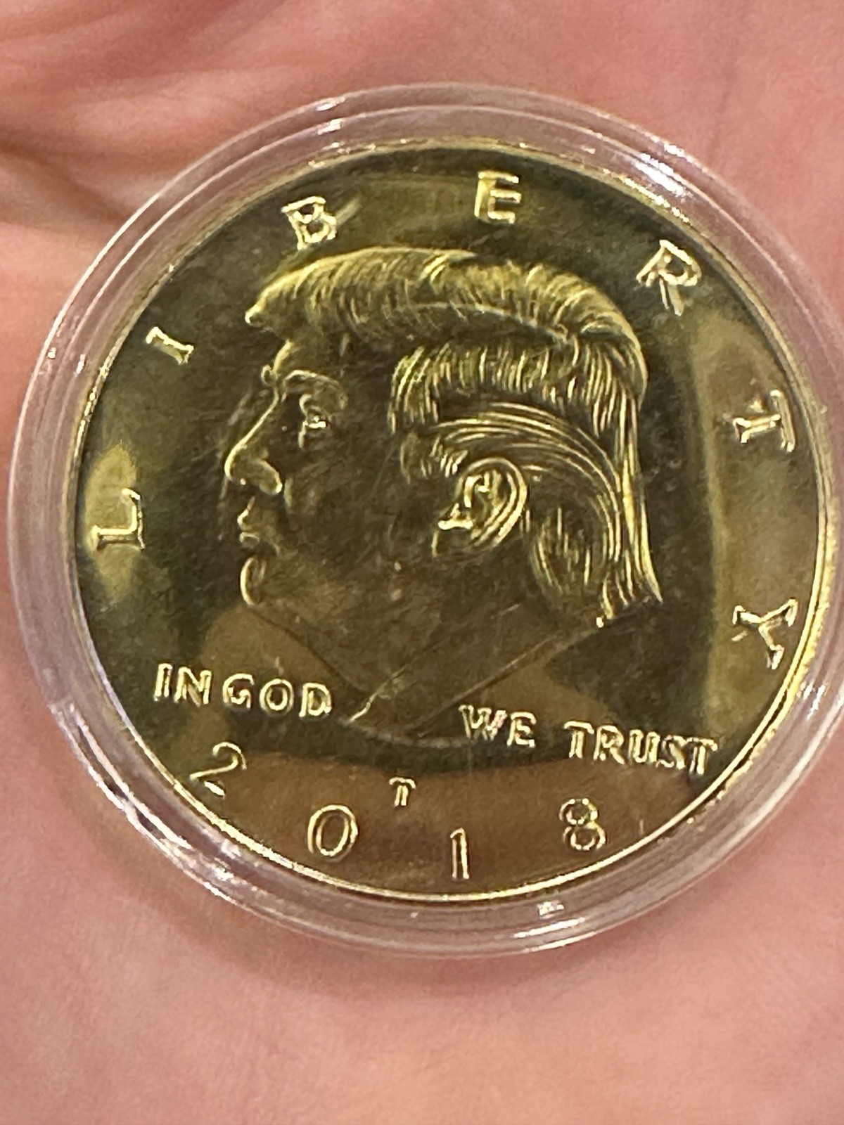 Donald Trump 2018 Commemorative Presidential 24 kt Gold Plated Coin In Coin Case