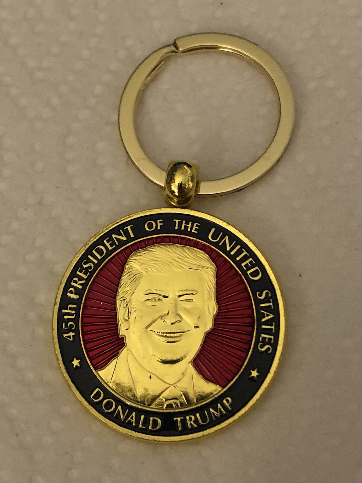 TRUMP COIN KEY HOLDER RING PRESIDENT EAGLE SEAL GOLD ENAMEL REPUBLICAN GOP MAGA