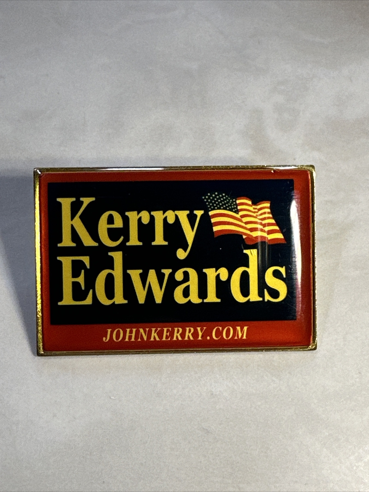 Kerry Edwards Pin Back A Stronger America www.johnkerry.com” 2004 Campaign Sign