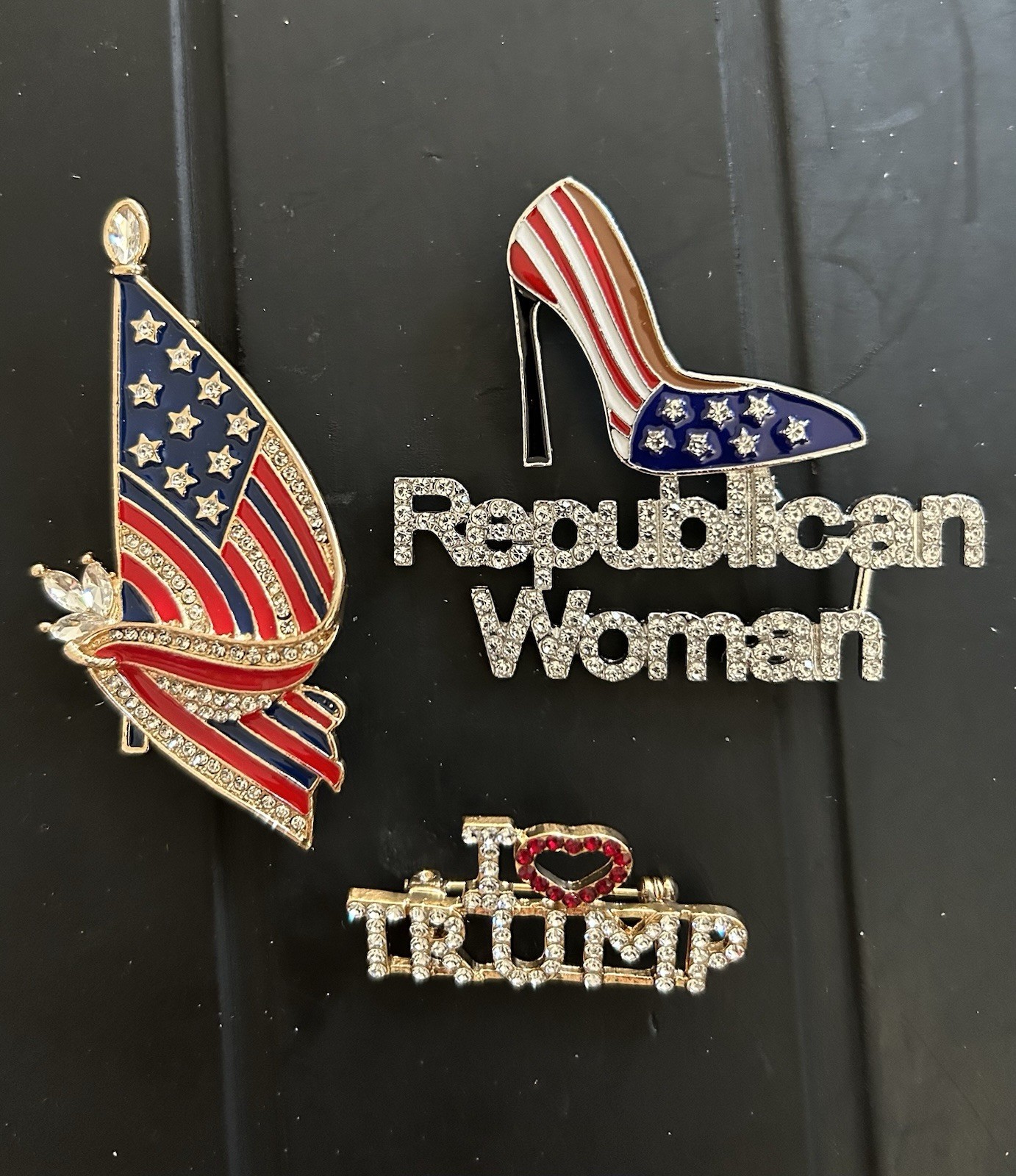 WHITE HOUSE Signature CHALLENGE GOLD COIN THUMP + WOOD BOX REPUBLICAN MAGA GOP