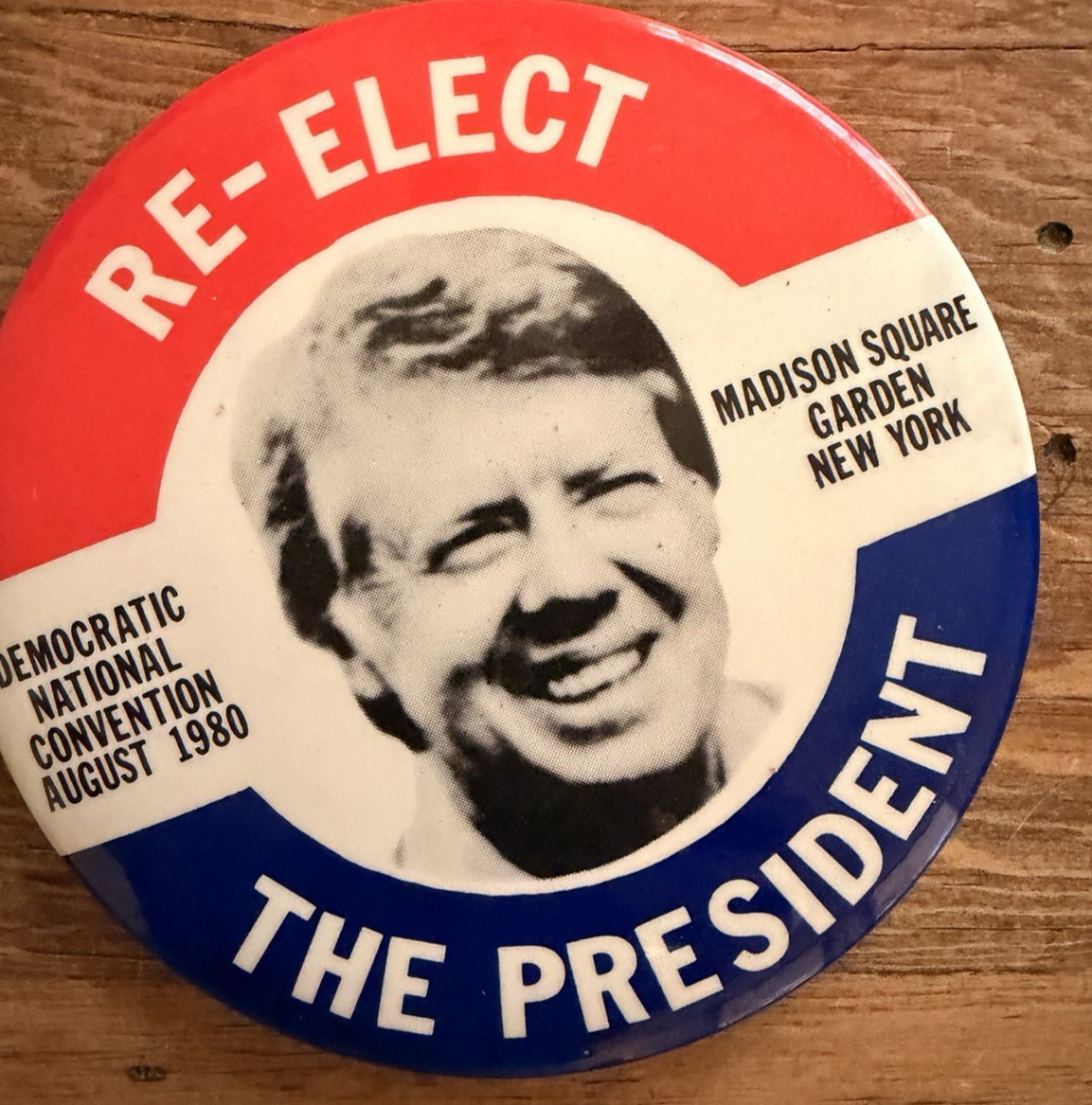 1980 RE-ELECT JIMMY CARTER 3.5 INCH campaign pin pinback button