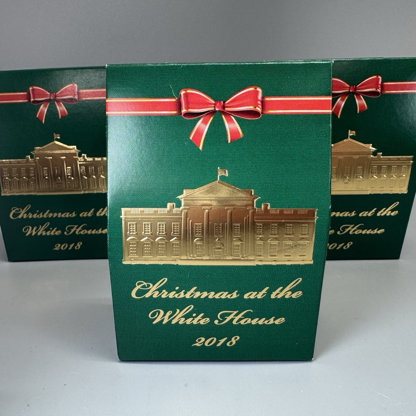(7) 2018 President DONALD TRUMP Hershey Kiss Christmas White House Candy Box