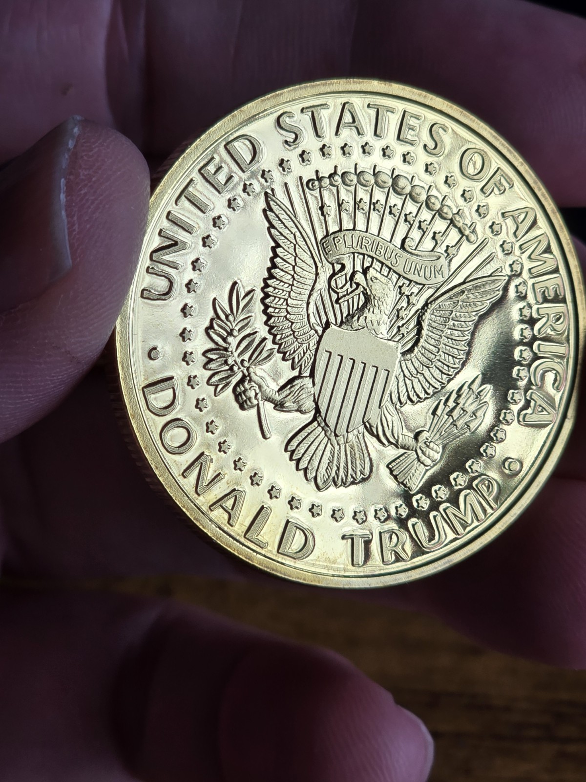 2020 DONALD TRUMP GOLD / SILVER PLATED COIN 45th PRESIDENT FAST Ship