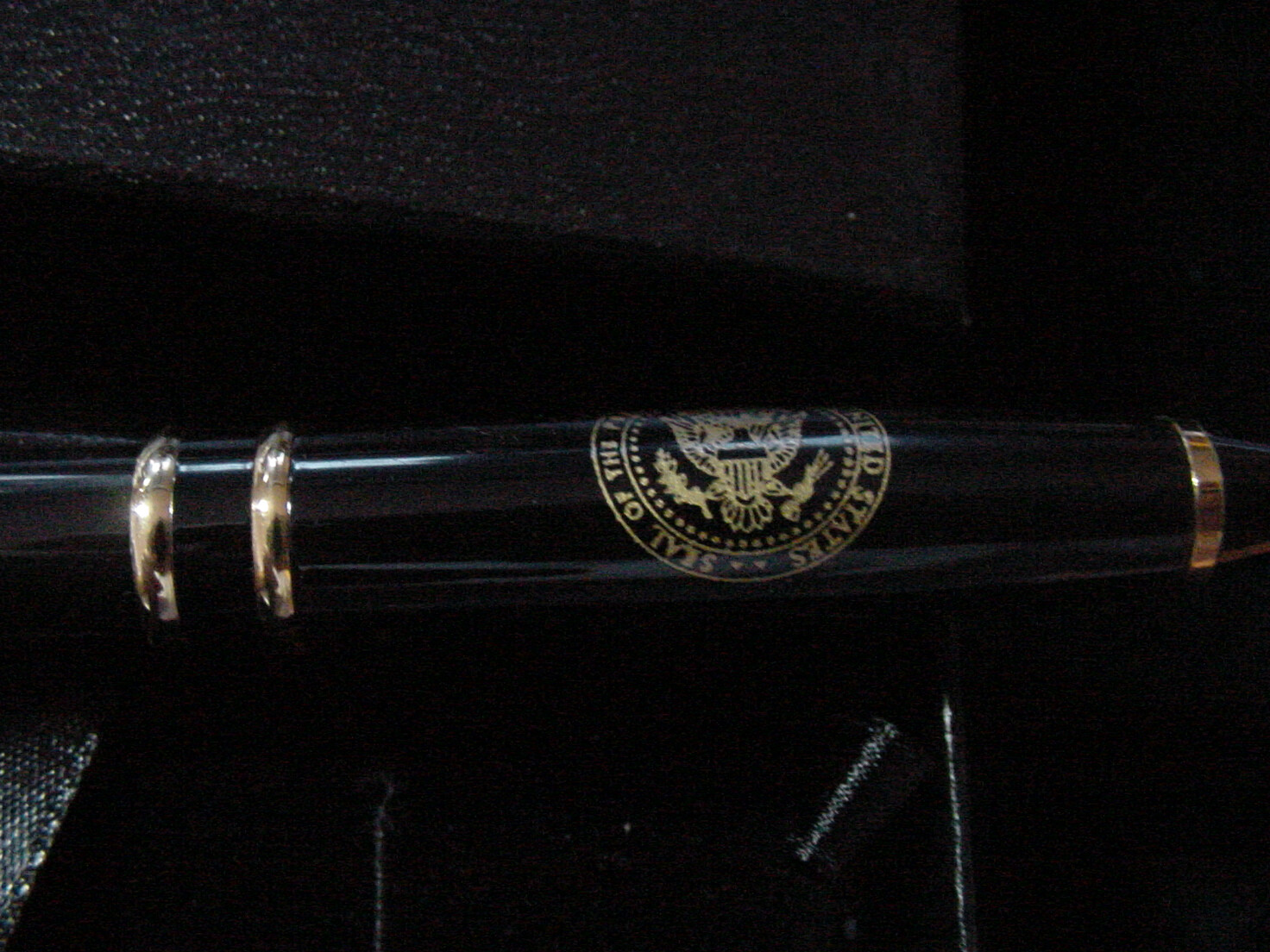Presidential seal President BARACK OBAMA BLACK Ballpoint Pen – Free Shipping