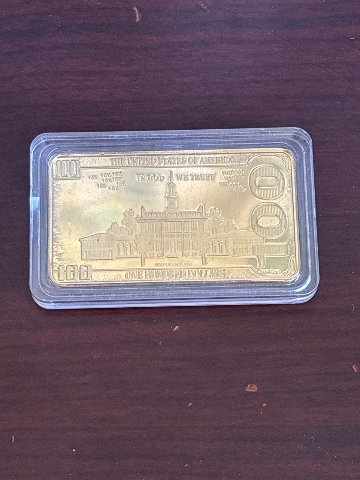US President Donald Trump $100 Dollors Gold Plated Commemorative Bar Coin Gift