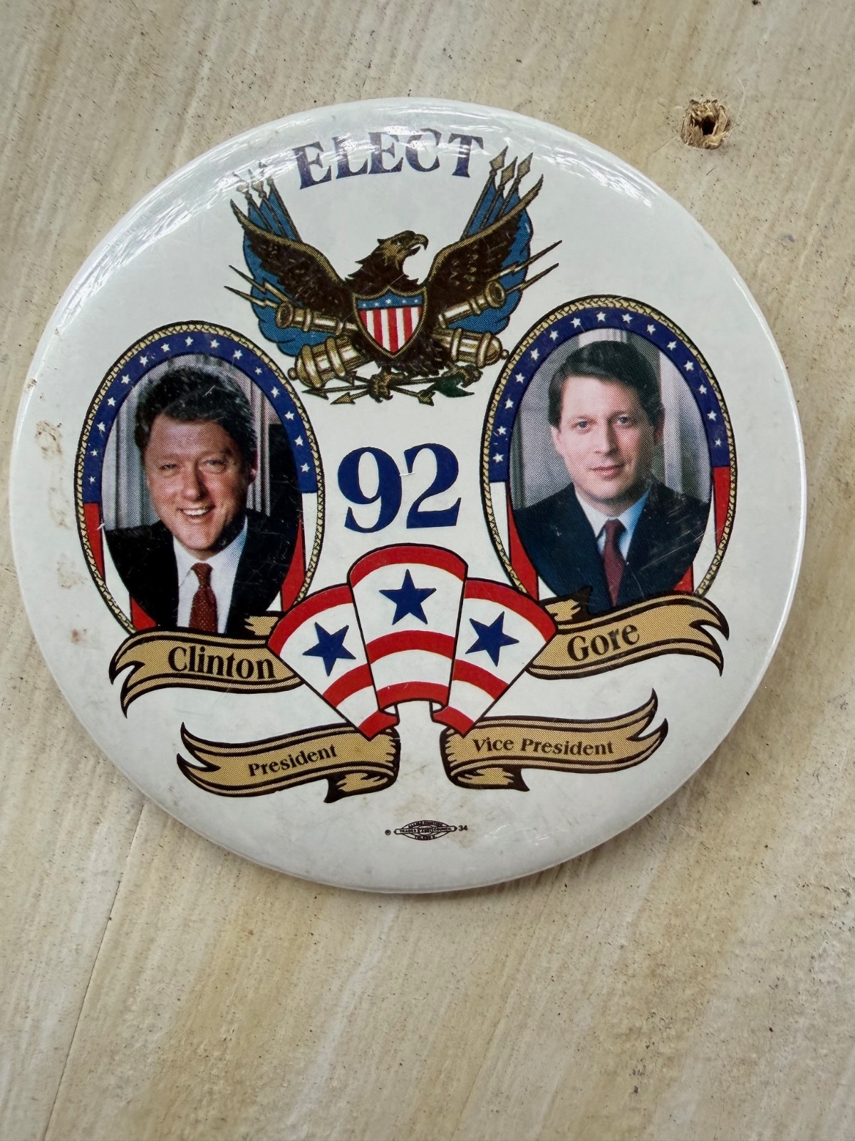 1992 vintage Clinton/Gore retro campaign button