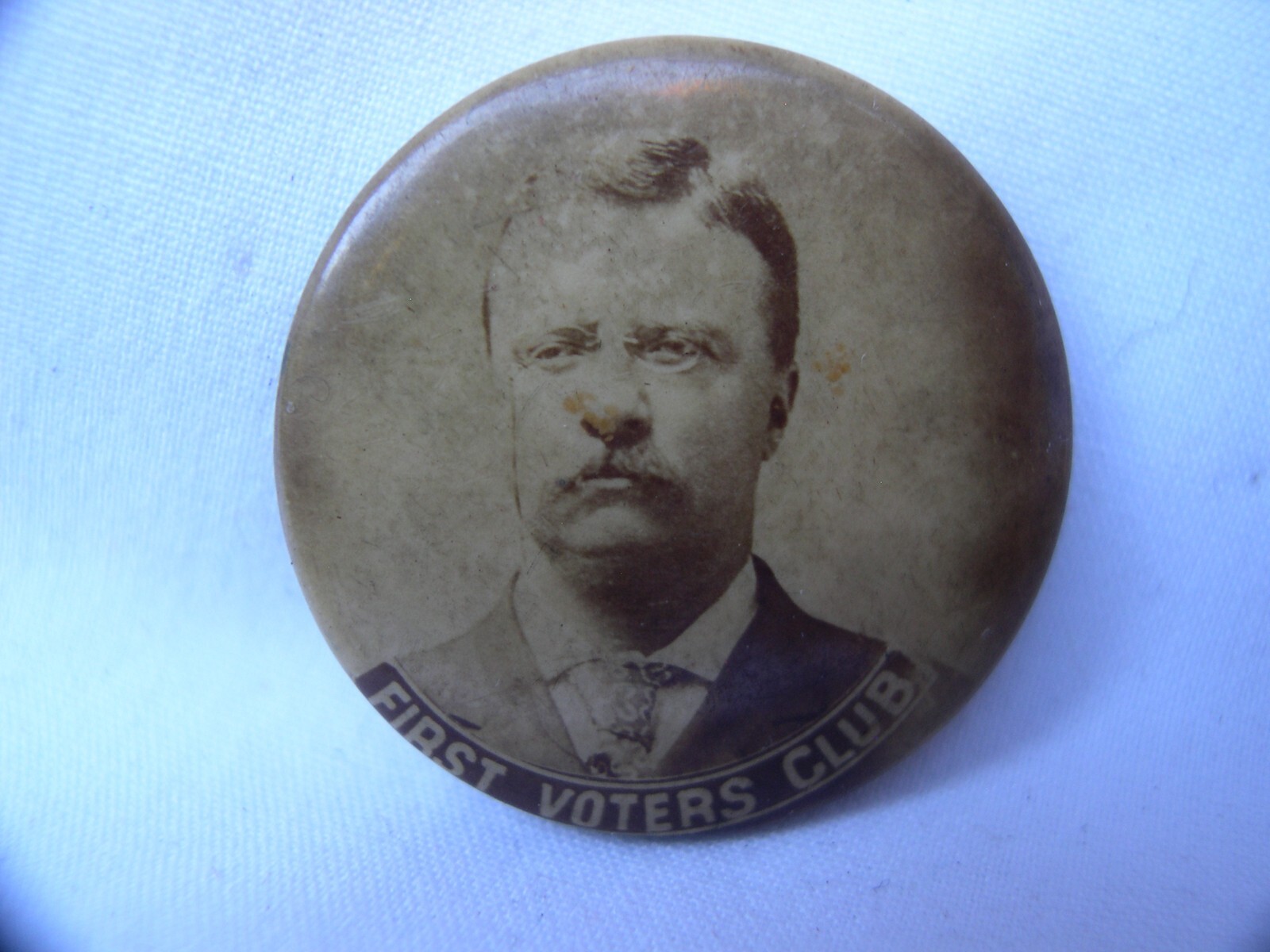 VINTAGE 1904 THEODORE ROOSEVELT “FIRST VOTERS CLUB” CELLULOID PINBACK BUTTON