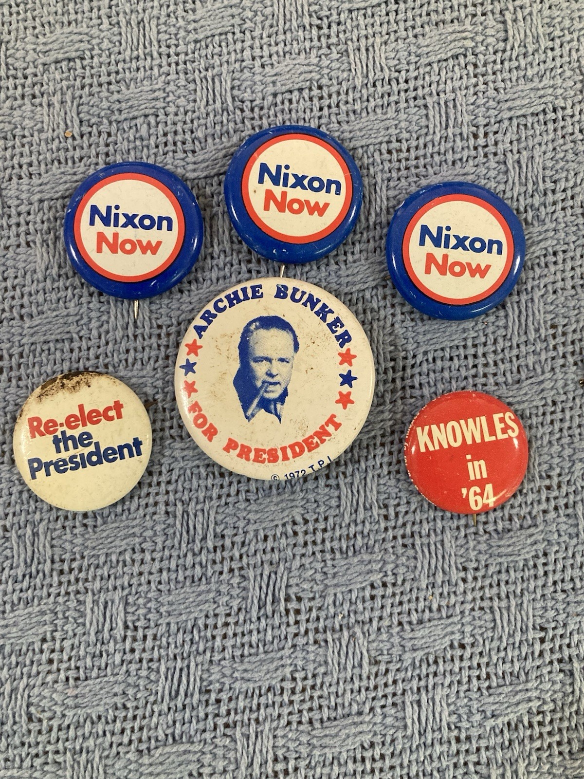 Lot Of 6 Vintage Buttons, Archie Bunker For President, Nixon Now, Knowles In 64