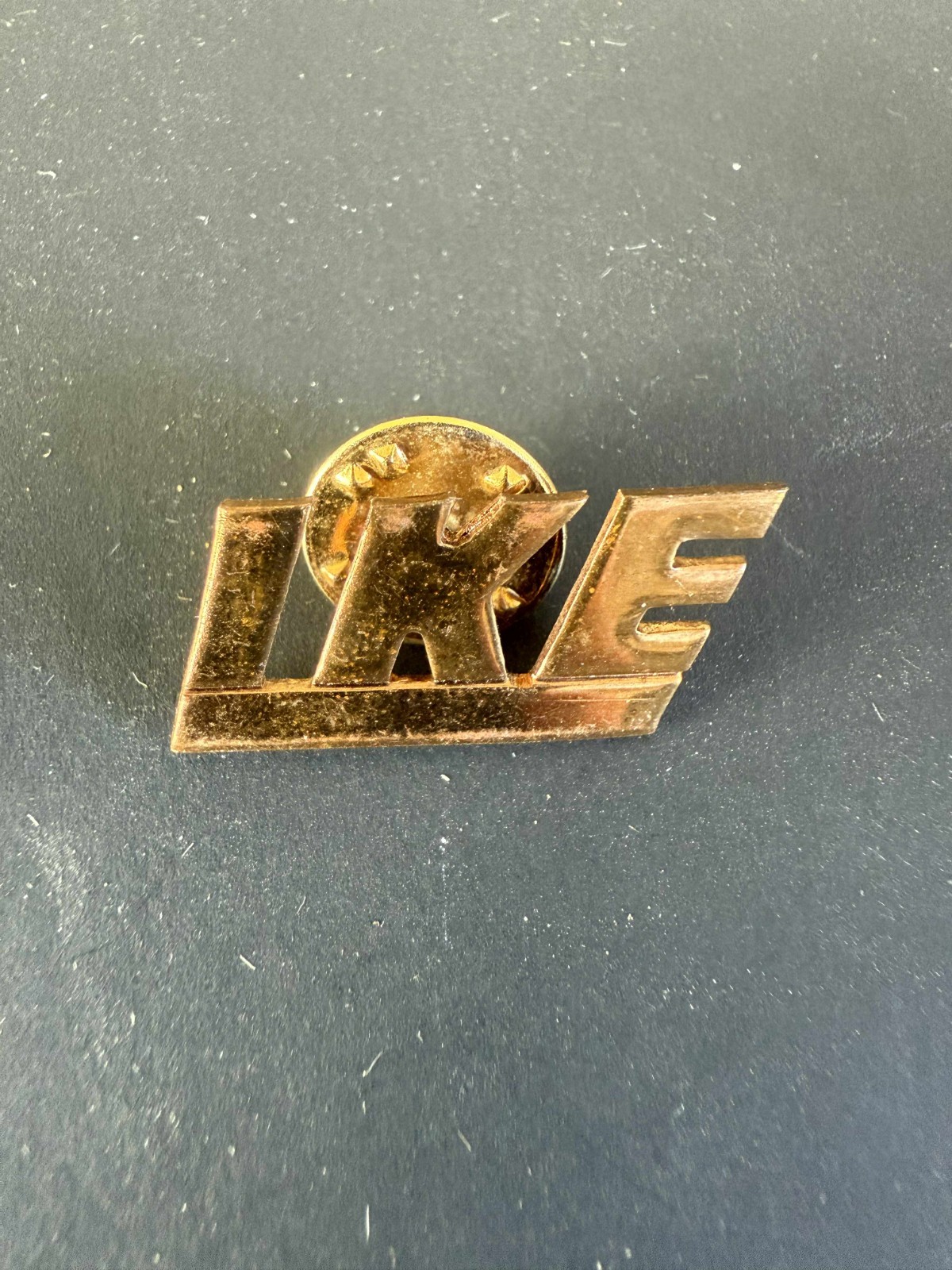 DWIGHT D EISENHOWER IKE CAMPAIGN ELECTION LAPEL PIN 1952’s “B”
