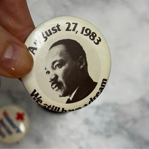 5 vintage Lapel pins buttons Martin Luther king, impeach Nixon McGoverned