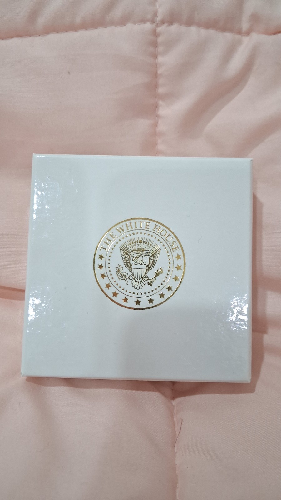 Donald Trump and Kim Jong Un Korean Peace Talks Summit Medal Coin