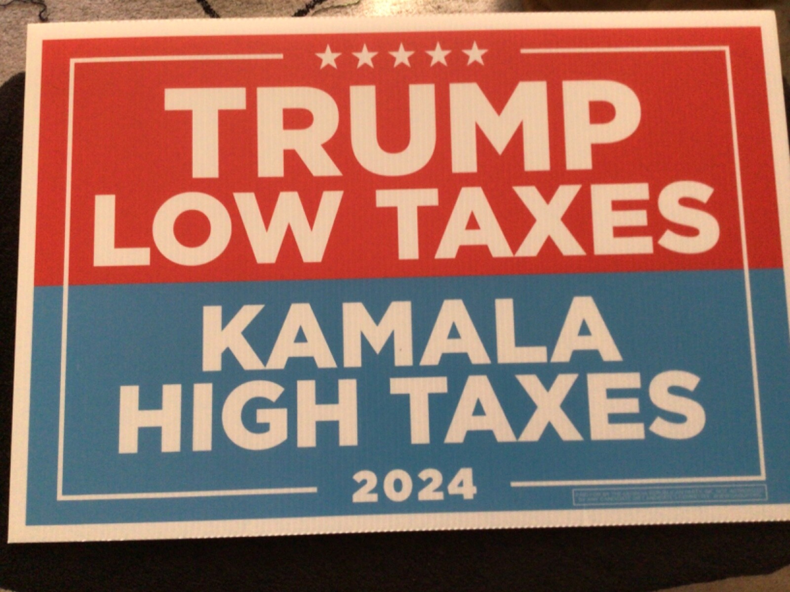2024 TRUMP – LOW PRICES / KAMALA – HIGH PRICES CAMPAIGN SIGN 24″ x 16″ MAGA