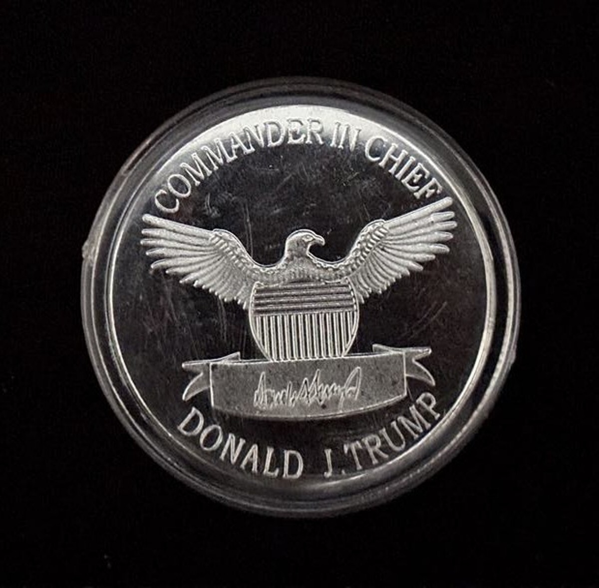 2020 DONALD TRUMP KEEP AMERICA GREAT Commemorative Silver-Plated Challenge Coin