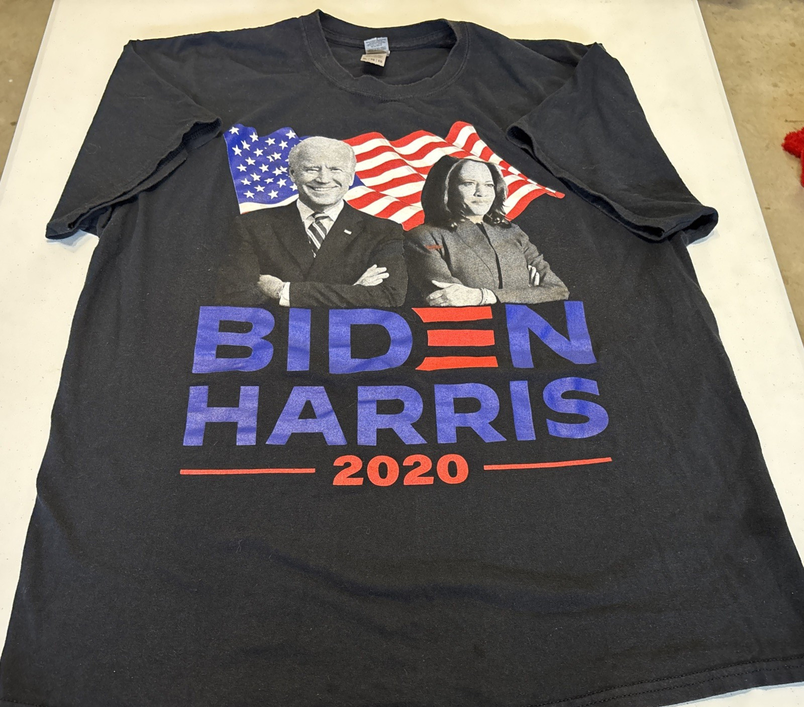 Men’s Adult Gildan T-Shirt Joe Biden Kamala Harris 2020 American Flag USA XL