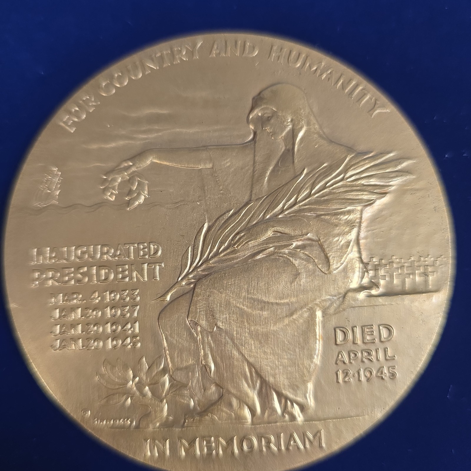 Vintage Bronze Inaugurated Coin Paperweight Franklin Roosevelt 3″ Medal