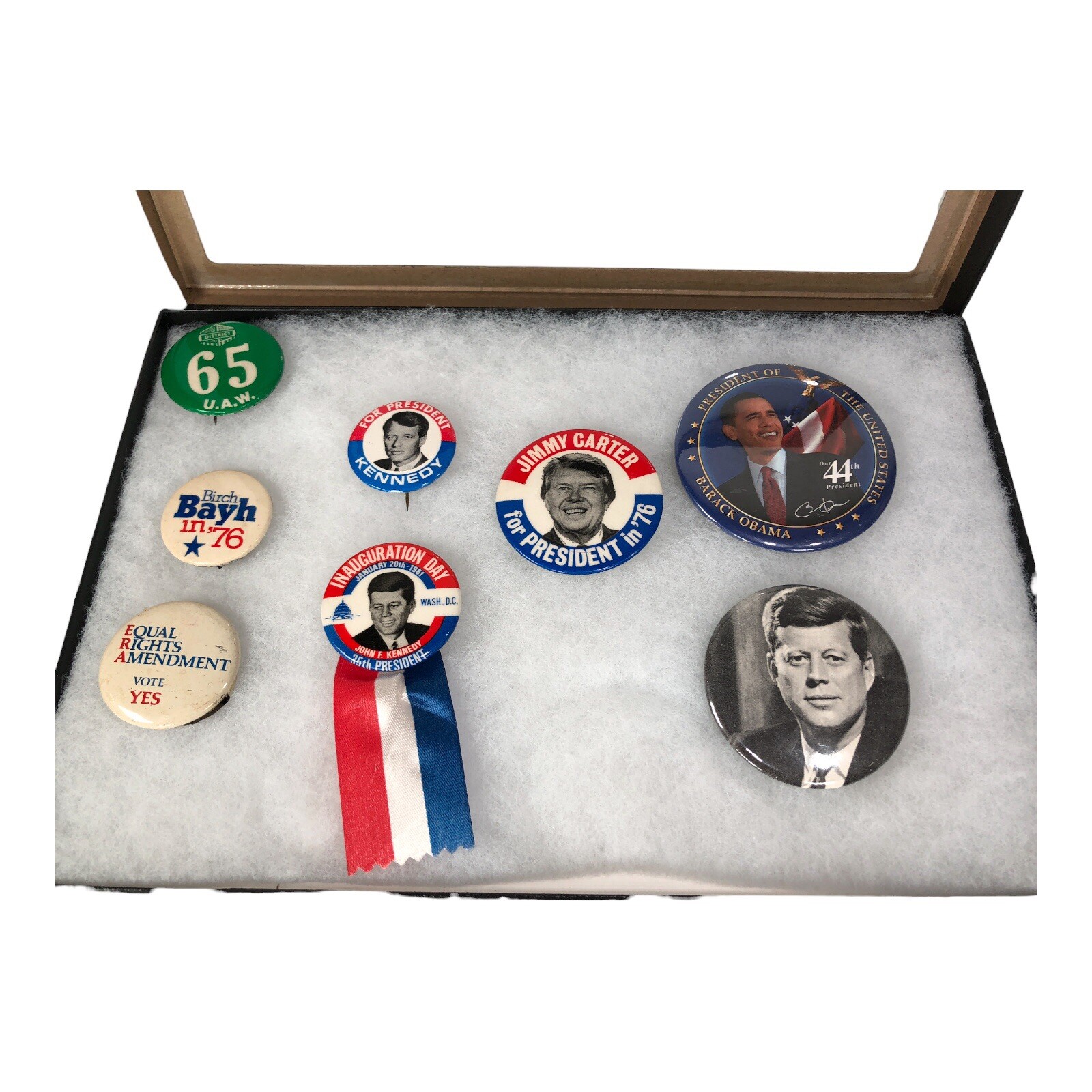 Lot of 8 Vintage / Modern Political Presidential Pin Button JFK Jimmy Carter Etc