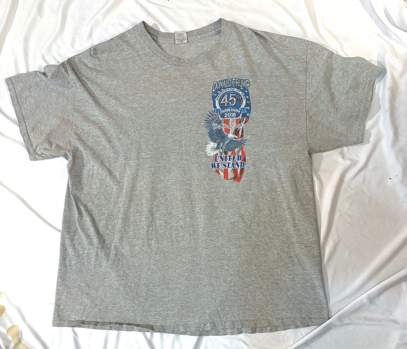 Rare Donald Trump 2016 Gray shirt Gildan XL Making America Great 45th