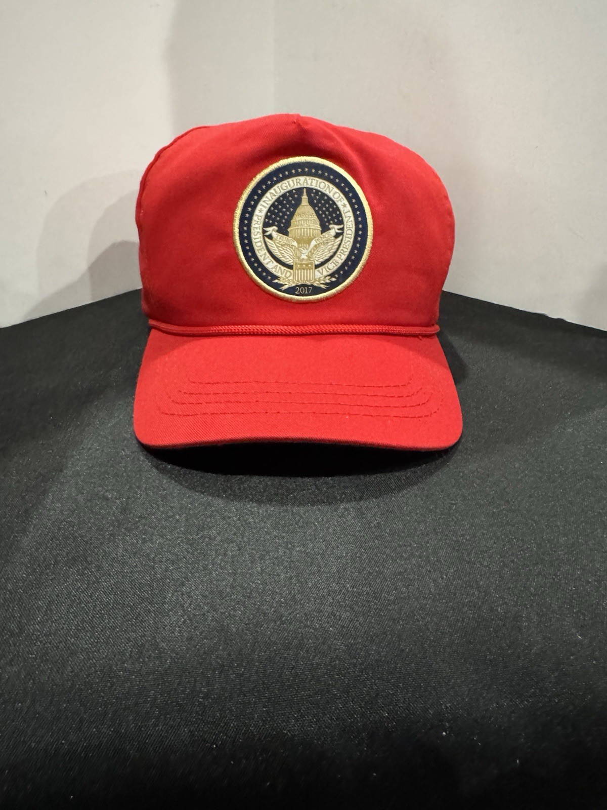 RARE Official Donald Trump MAGA 2017 RED Inauguration Seal Hat Cap Cali-Fame