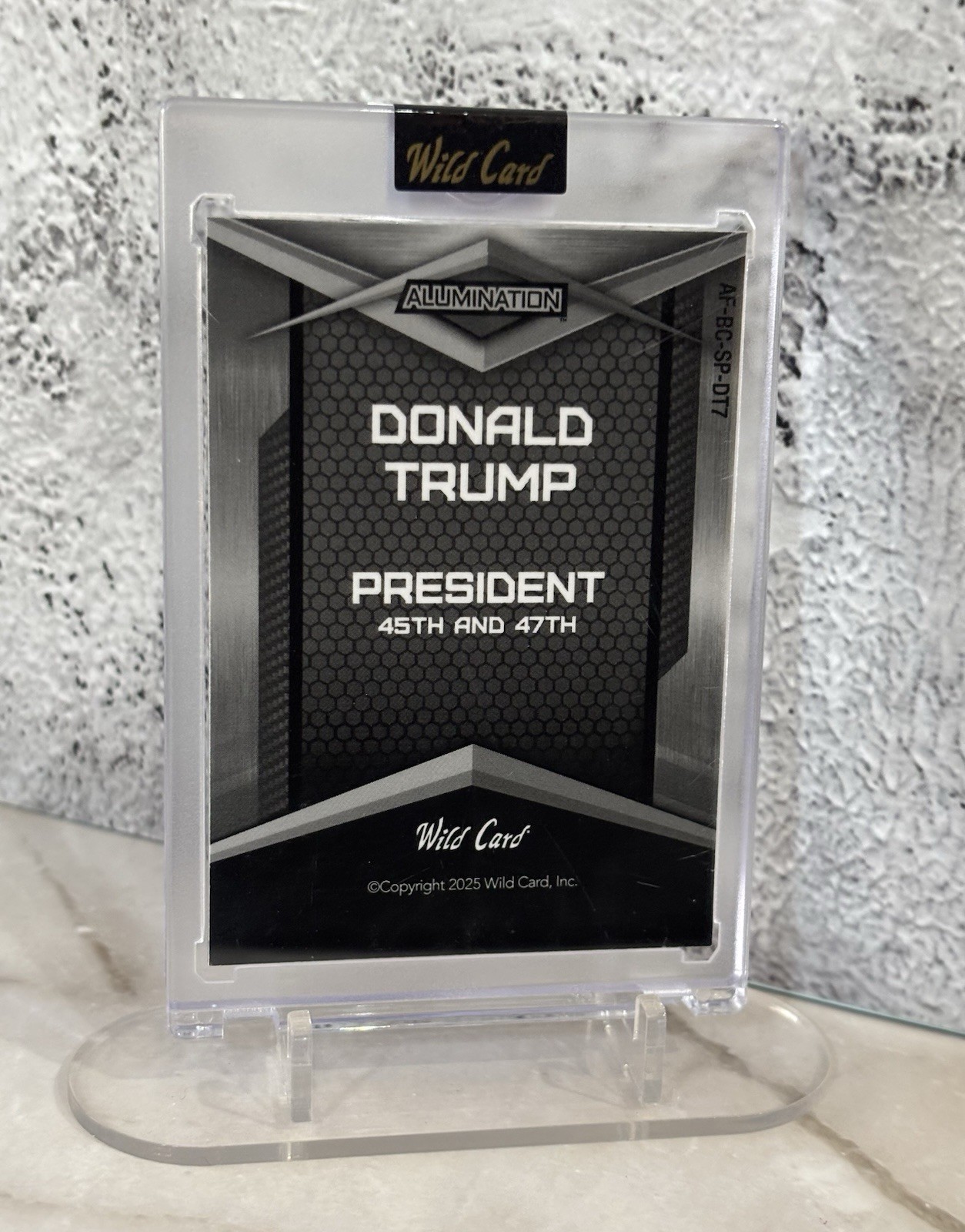 Donald Trump Inauguration 12/18 Alumination US Flag Mojo Wild Card 2025