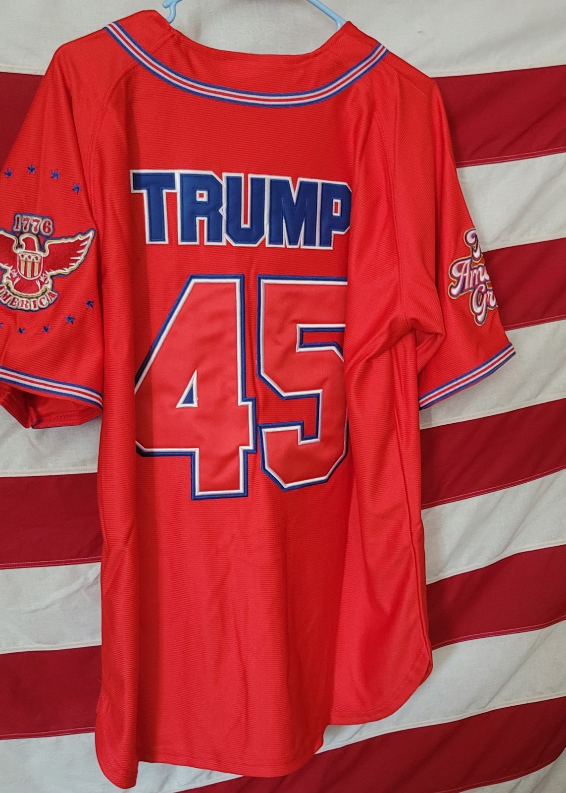 Donald Trump 45 USA Keep America Great Political Button Up Jersey L