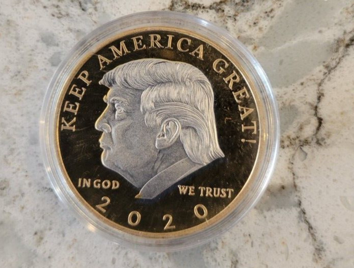 2020 President Donald Trump Keep America Great Gold Silver Commemorative Coin