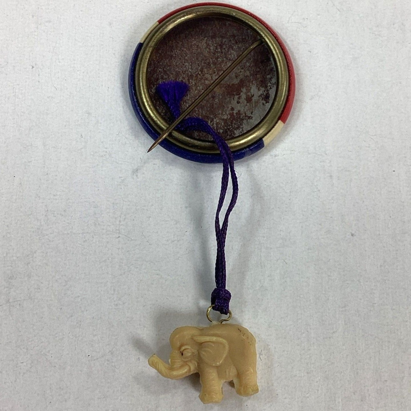 1952 Vtg Eisenhower Man Of The Hour Campaign Button Plastic Elephant Charm GOP
