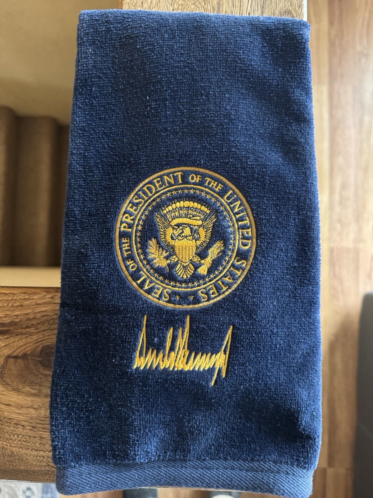 Air Force One – Trump Administration – VIP Gift Towel – Signature And Seal