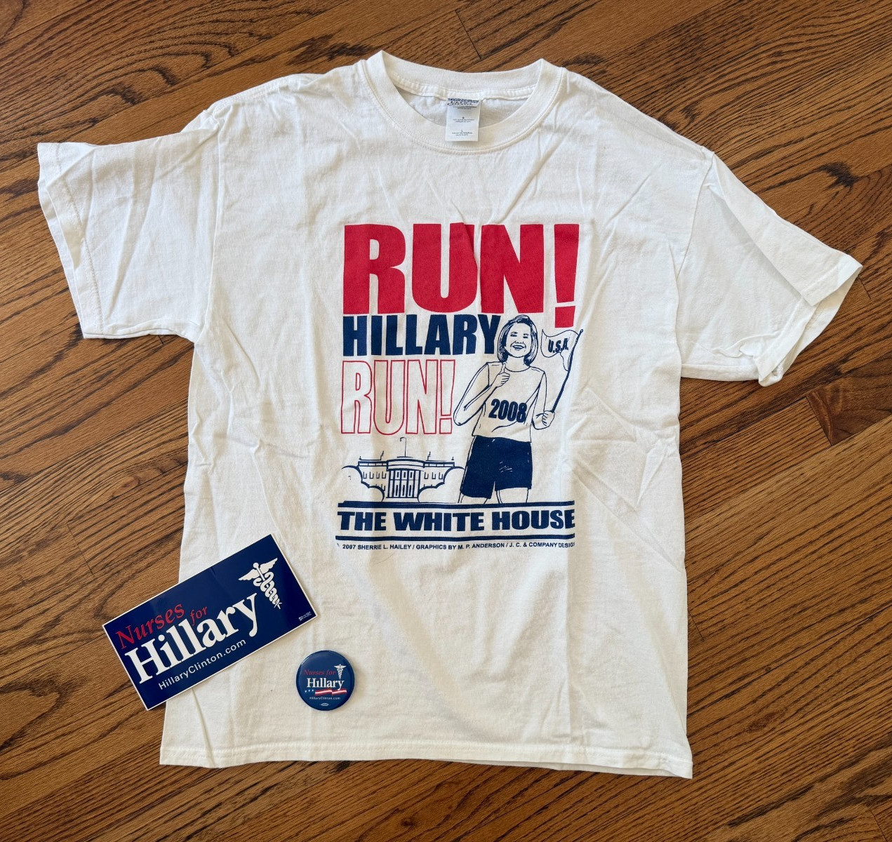 NEW!! Vintage! 2008 “Run! Hillary Run!” Campaign T-Shirt, L, sticker, button
