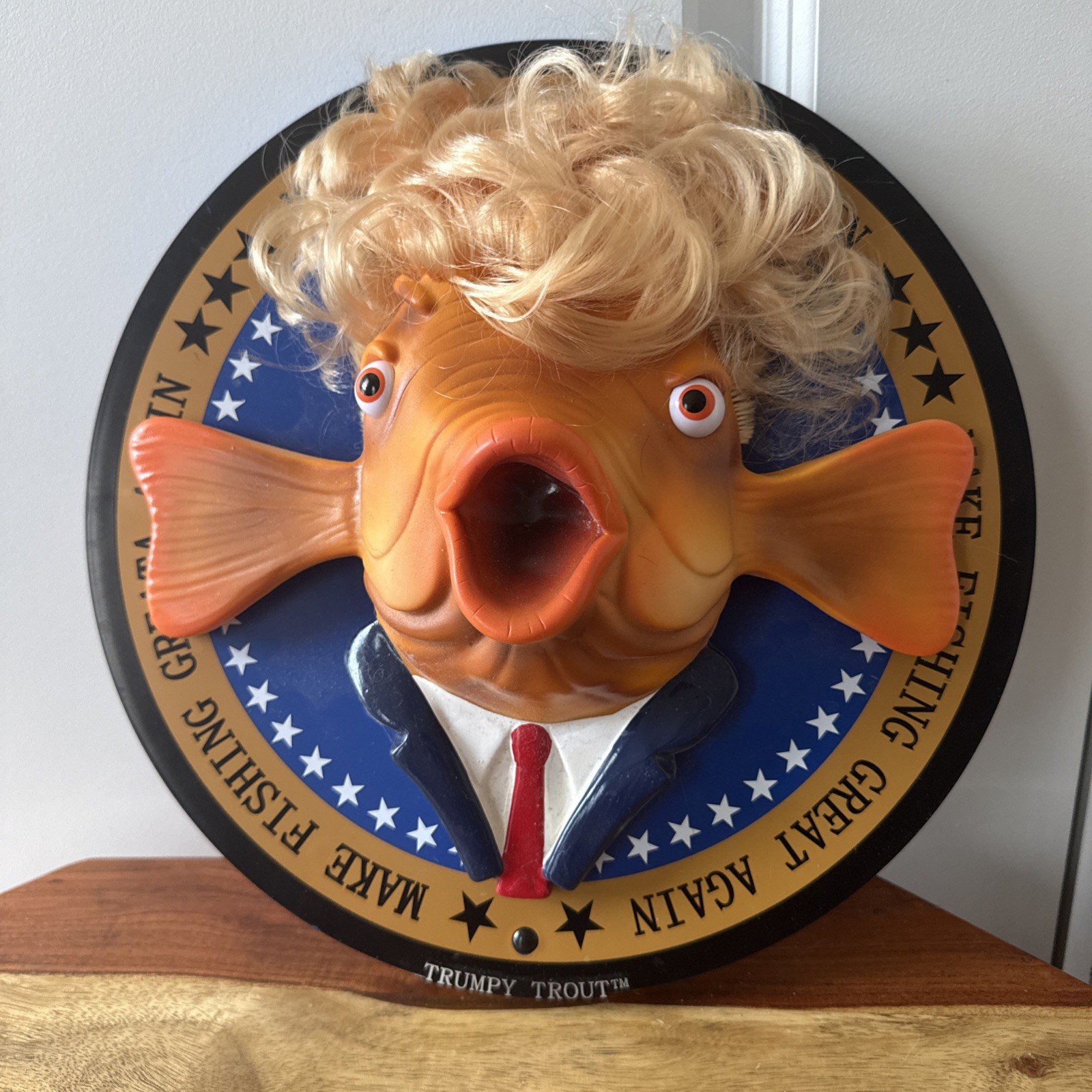 Trumpy Trout Donald Trump Animated Talking Singing Fish Fishing Wall Plaque
