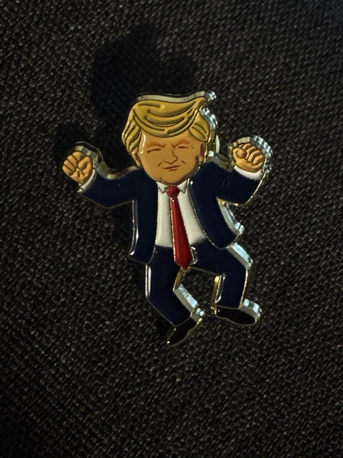 Donald Trump Dance – Limited Edition Gold Pin – Happy 250th USA – Collectible
