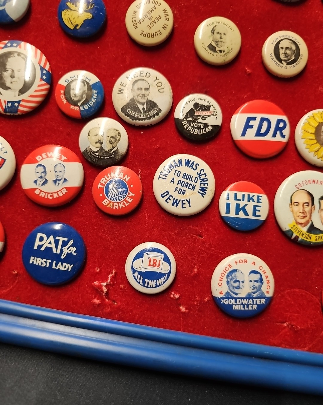 Political & Presidential Campaign Pins Buttons 1972 Amoco Oil 38 Reproduction