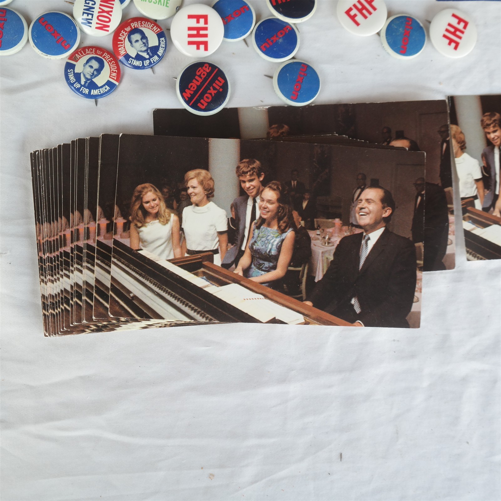 Vtg (84) Pcs Richard Nixon Campaign button Records Pamphlets Post cards stickers