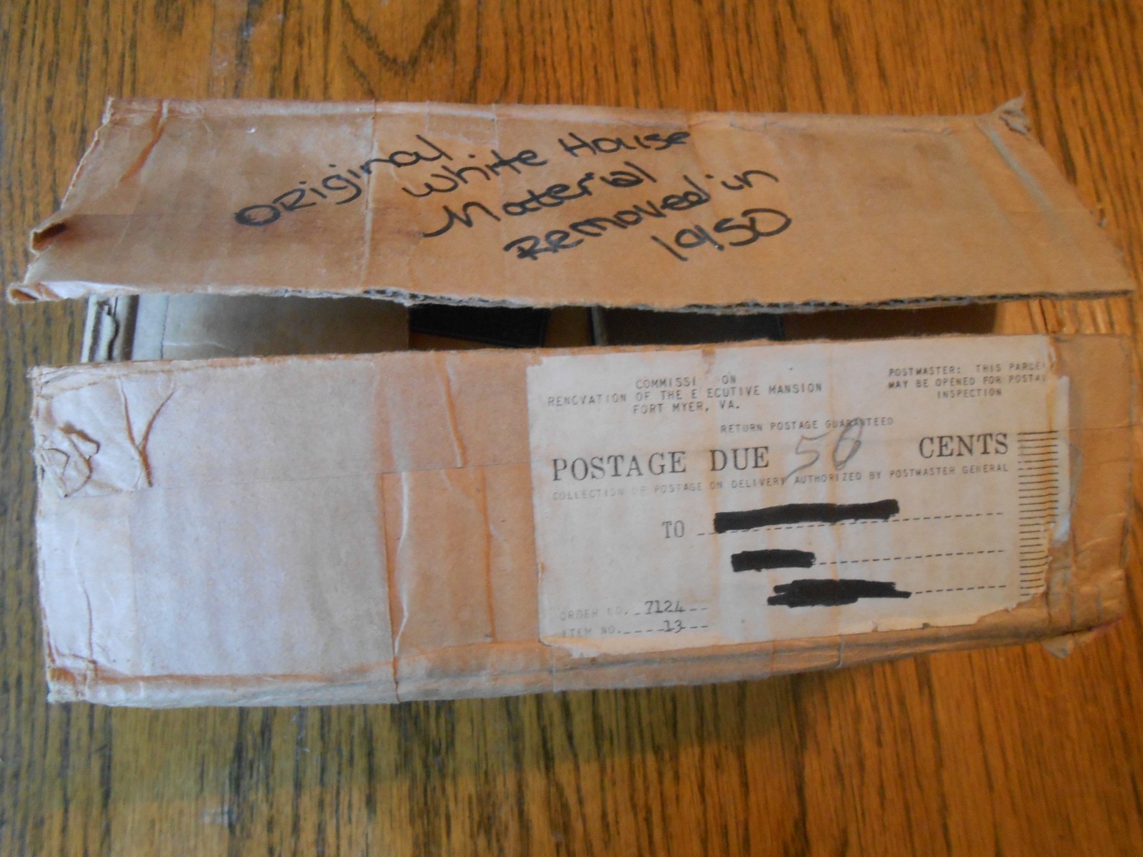 ORIGINAL 2 PIECES W/BOX FROM 1950 TRUMAN WHITE HOUSE RESTORATION RELICS