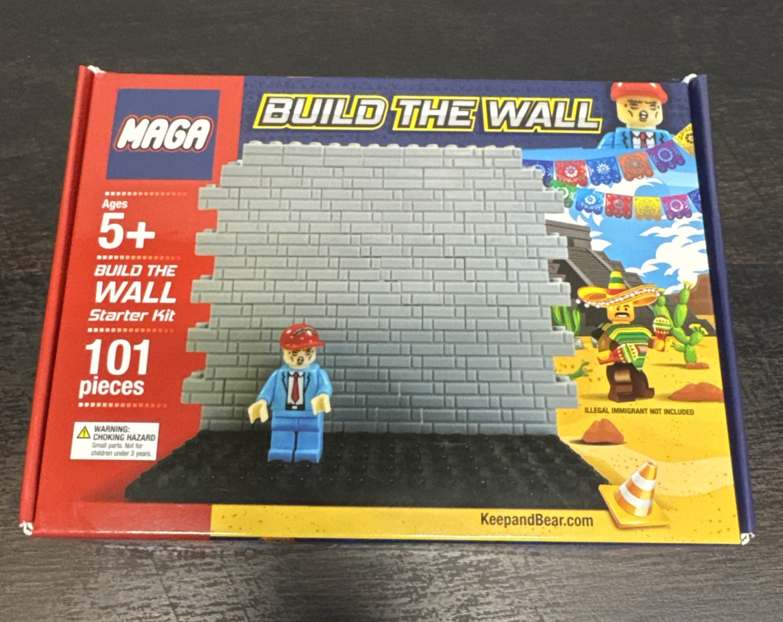 Donald Trump MAGA Build The Wall Starter Kit Plastic Building Blocks