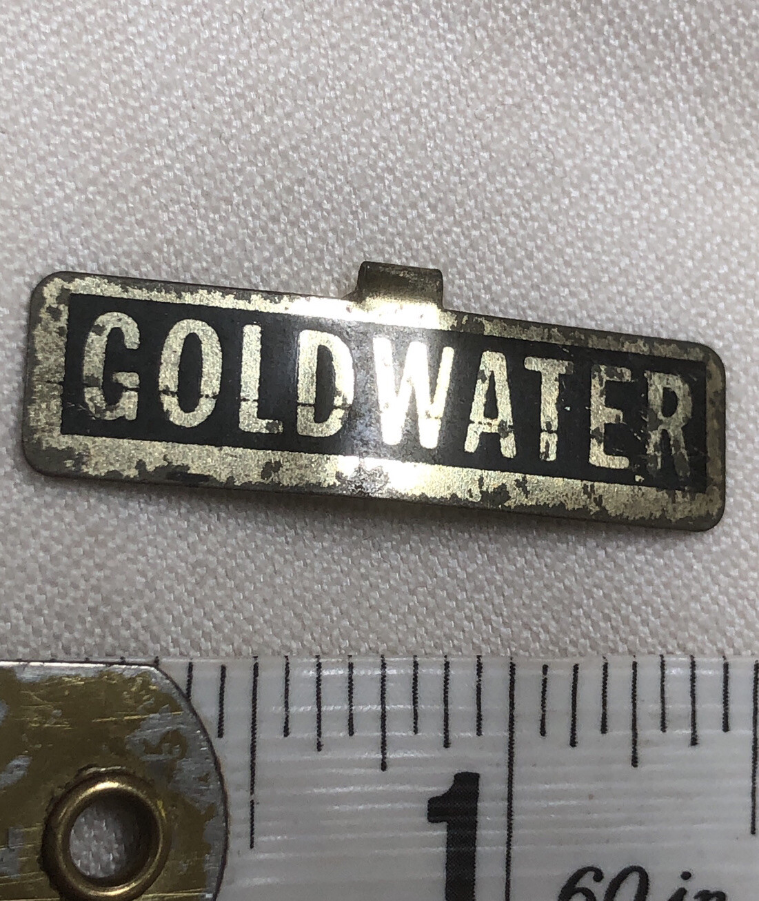 1964 BARRY GOLDWATER BEND OVER LAPEL PIN GREEN DUCK COMPANY CHICAGO Vintage